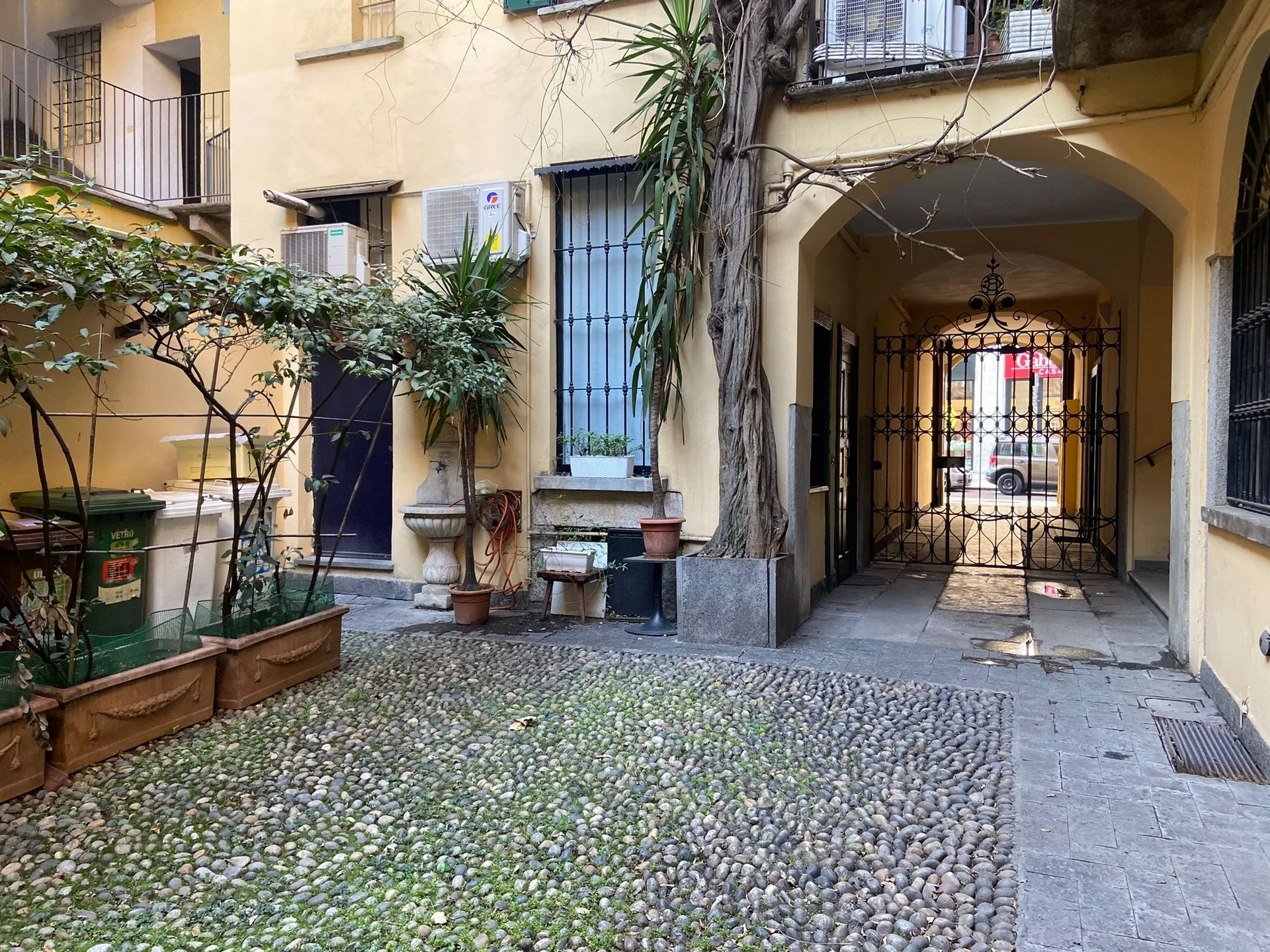 Grazioso monolocale ristrutturato — foto 1 di 10