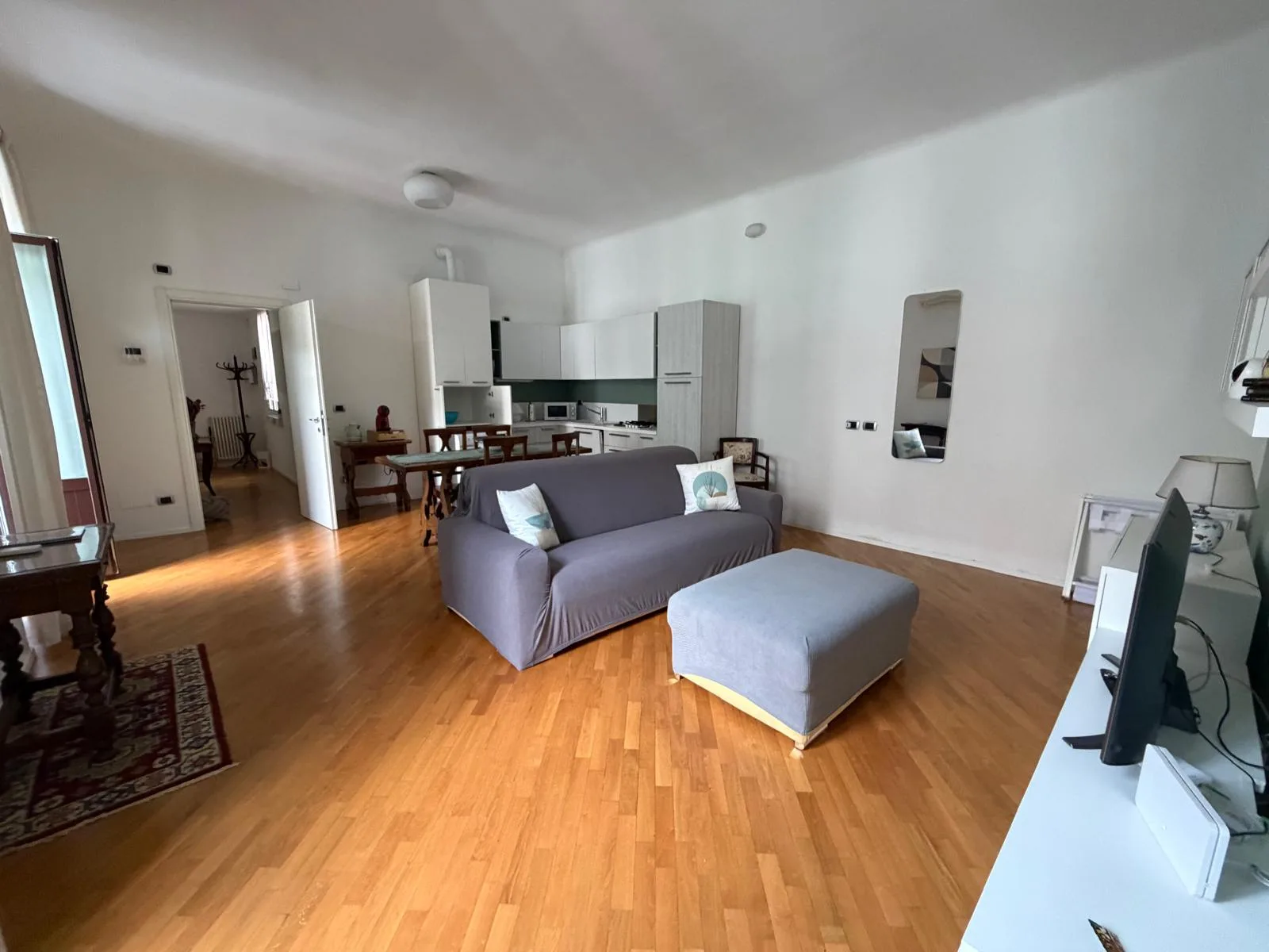 Affitto bilocale arredato e ristrutturato — foto 1 di 18